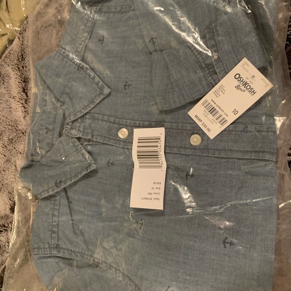 Oshkosh Clothes - Picture 6 of 8